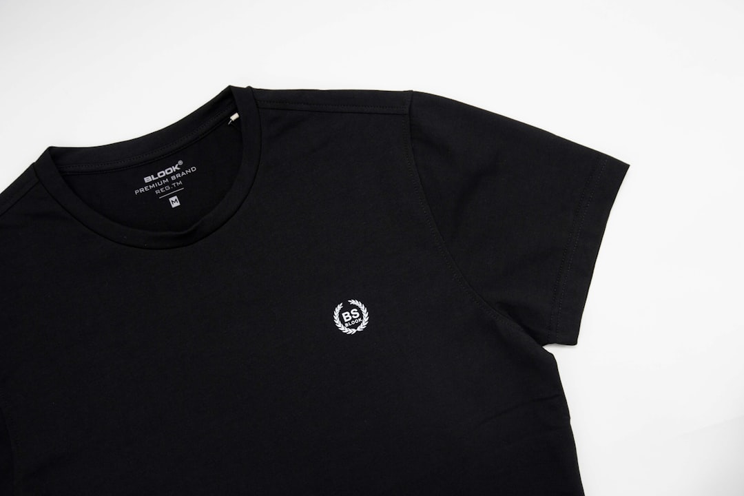 Wyjątkowe T-shirty Jaki – Moda dla Każdego